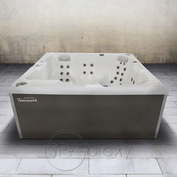 Spa бассейн Whirlcare C-Edition Teamwork (Германия), 215×215×95 см