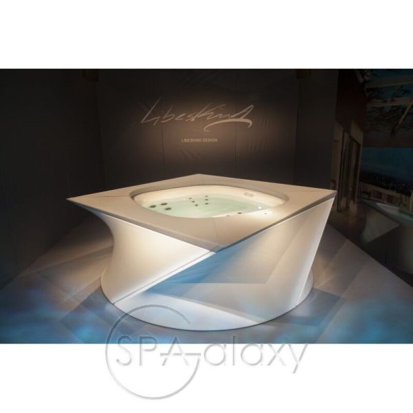 SPA бассейн JACUZZI FLOW (Италия), 200 х 200 x 81 cm