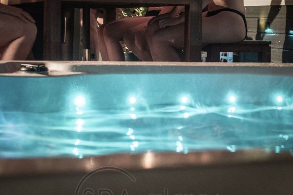 SPA бассейн Vortex Spas Aqualap Pro+ (Австралия), 590×230×130 см