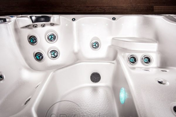 SPA бассейн Vortex Spas Hydrozone Extreme (Австралия), 590×230×130 см