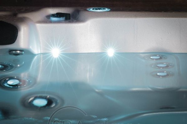 SPA бассейн Vortex Spas Eon с аэро массажем (Австралия), 200 × 200 × 92 см