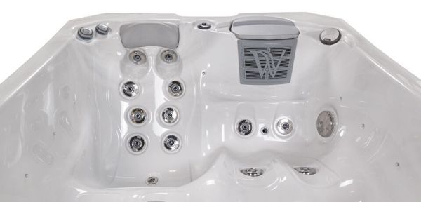 SPA бассейн Wellis Manhattan (Венгрия), 201 × 153 × 85 cm