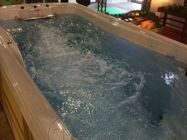 Spa бассейн Lasur Spa Kempsey (Австралия), 590 x 220 x 150 cm