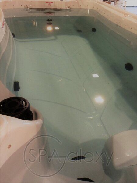 Spa бассейн Lasur Spa Kempsey (Австралия), 590 x 220 x 150 cm
