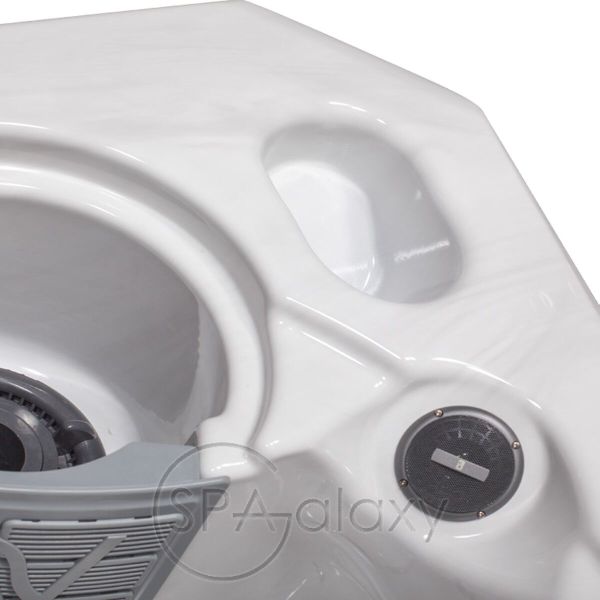 SPA бассейн Wellis Malaga Standard (Венгрия), 218 × 218 × 90 см