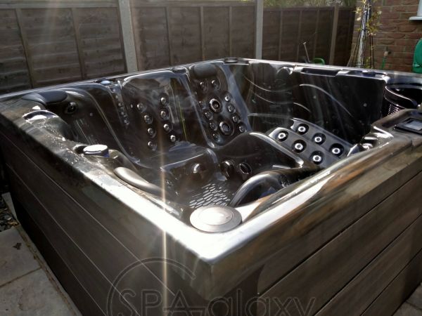 SPA бассейн Superior Spas Premium Onyx (Англия), 220×220×94 см