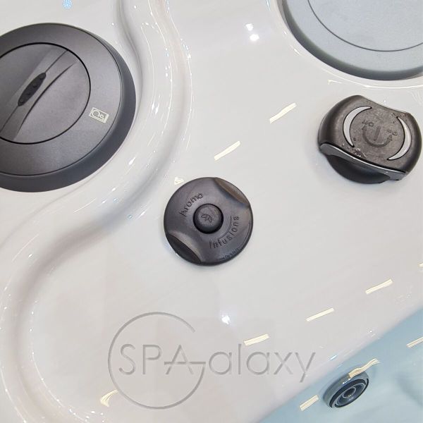 Spa бассейн Whirlcare K Luxury Edition Prestige (Германия), 215×180×84 см