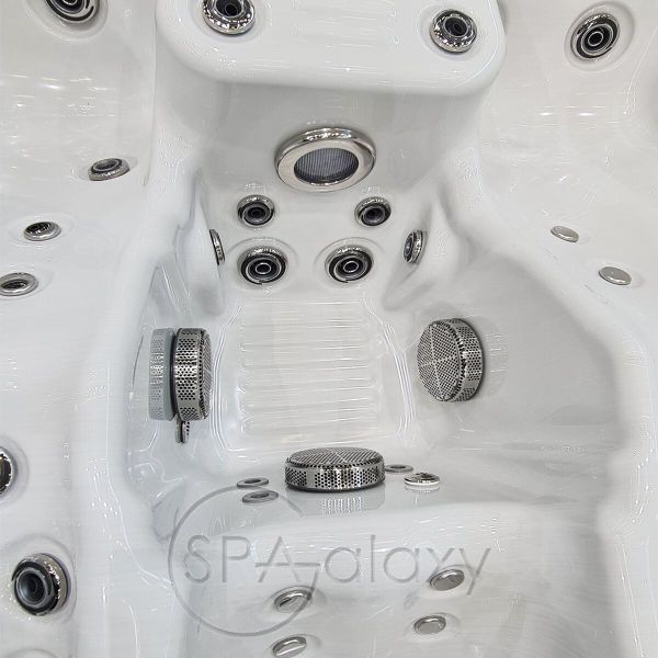 Spa бассейн Whirlcare K Luxury Edition Prestige (Германия), 215×180×84 см