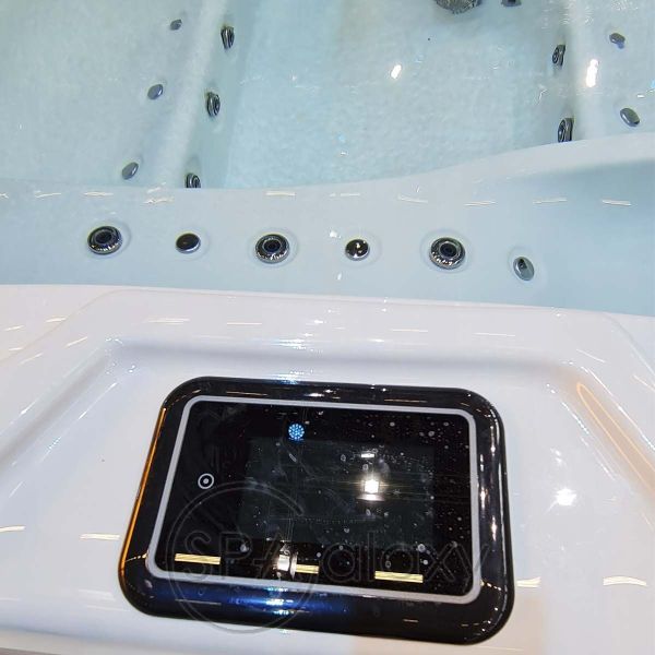Spa бассейн Whirlcare Swim Spa Edition Family (Германия), 592x232x150 см