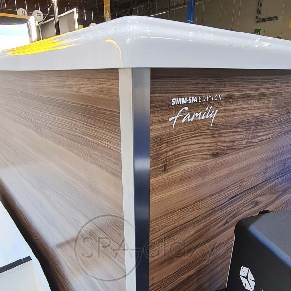 Spa бассейн Whirlcare Swim Spa Edition Family (Германия), 592x232x150 см